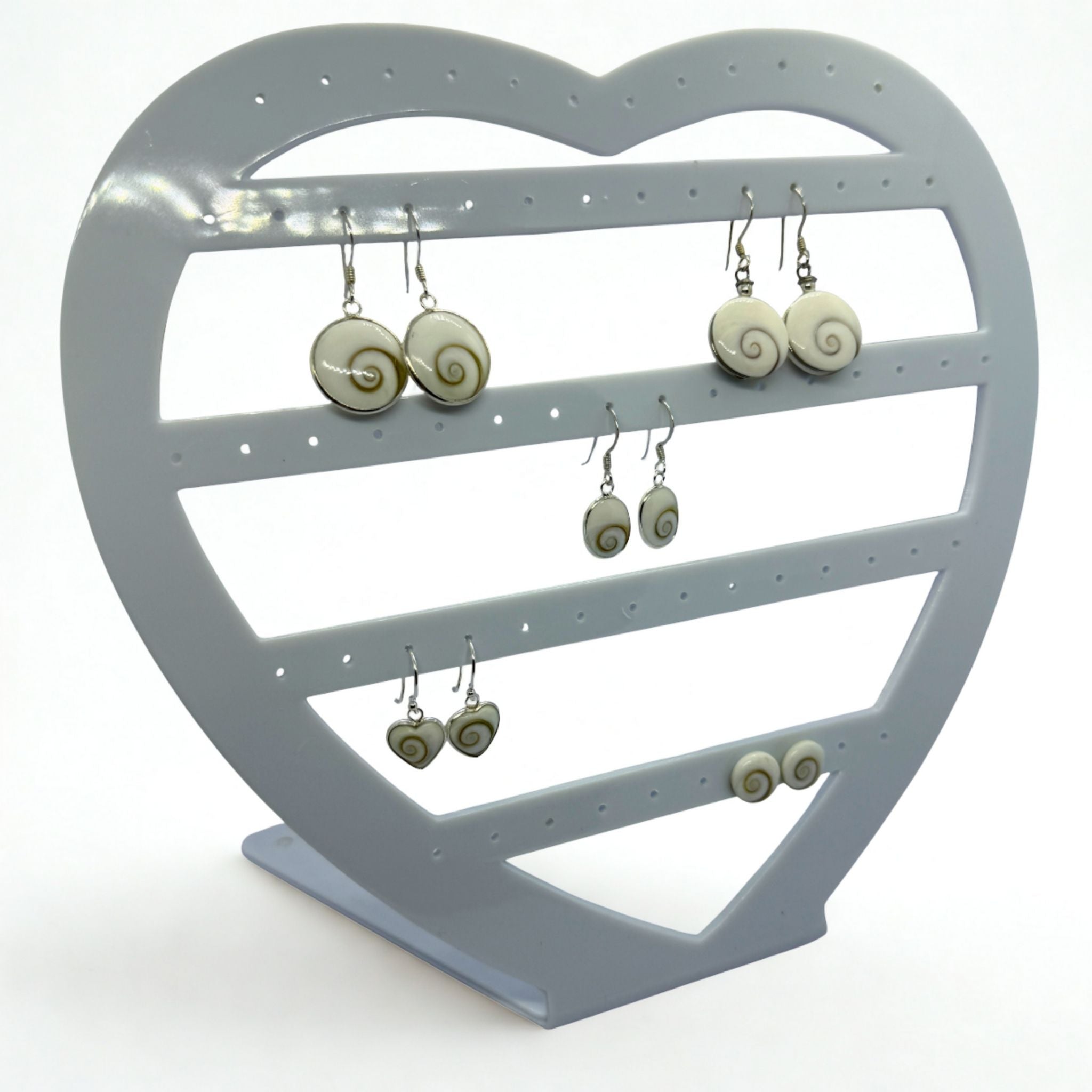 Présentoir forme coeur - Acrylique blanc - Boucles d'oreilles Précieuse Lucie