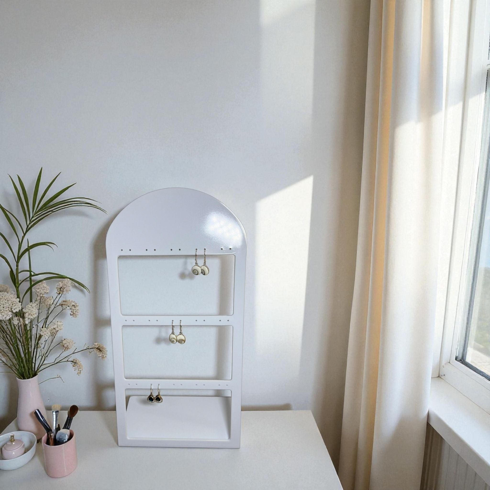 Présentoir forme arrondi - Acrylique blanc - Boucles d'oreilles