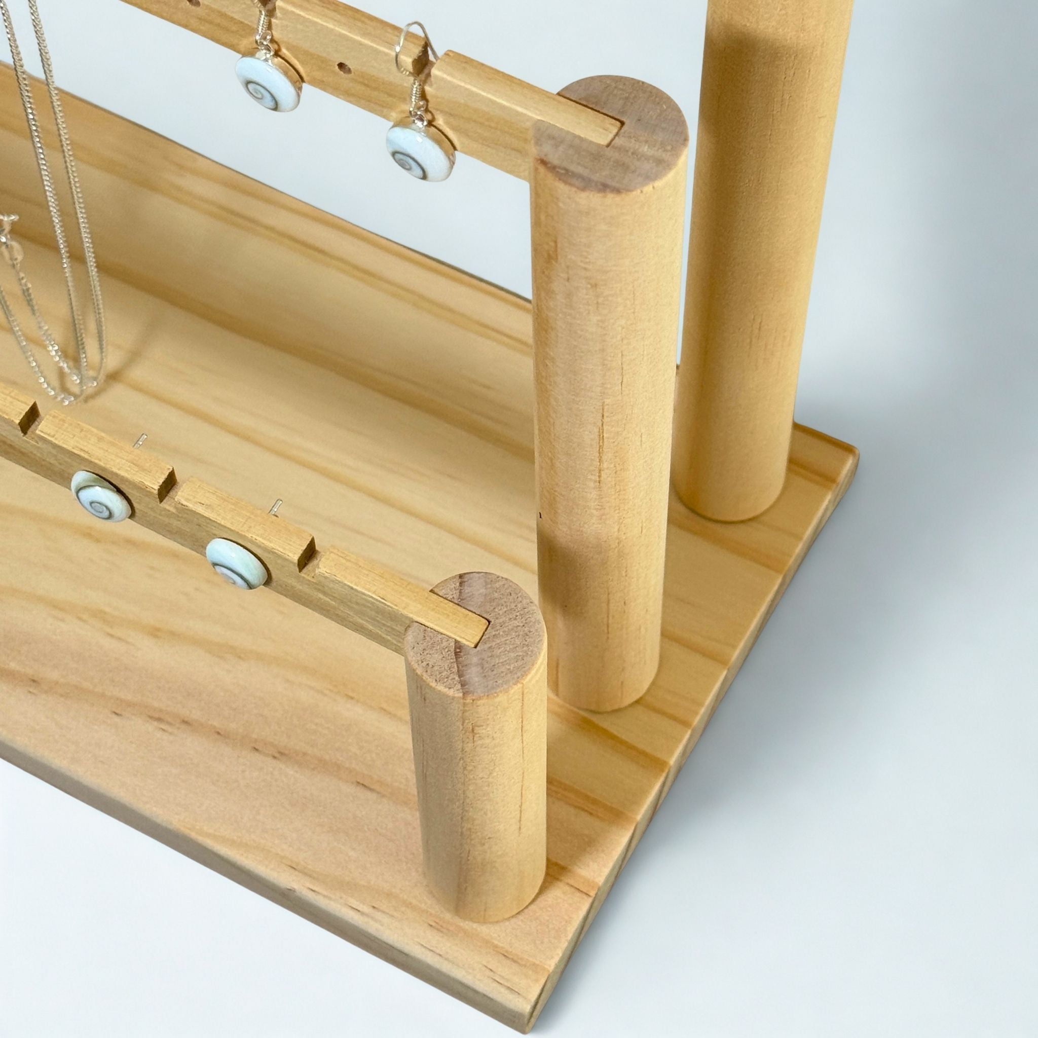 Présentoir Stand - Bois clair naturel 3 niveaux - Boucles d'oreilles