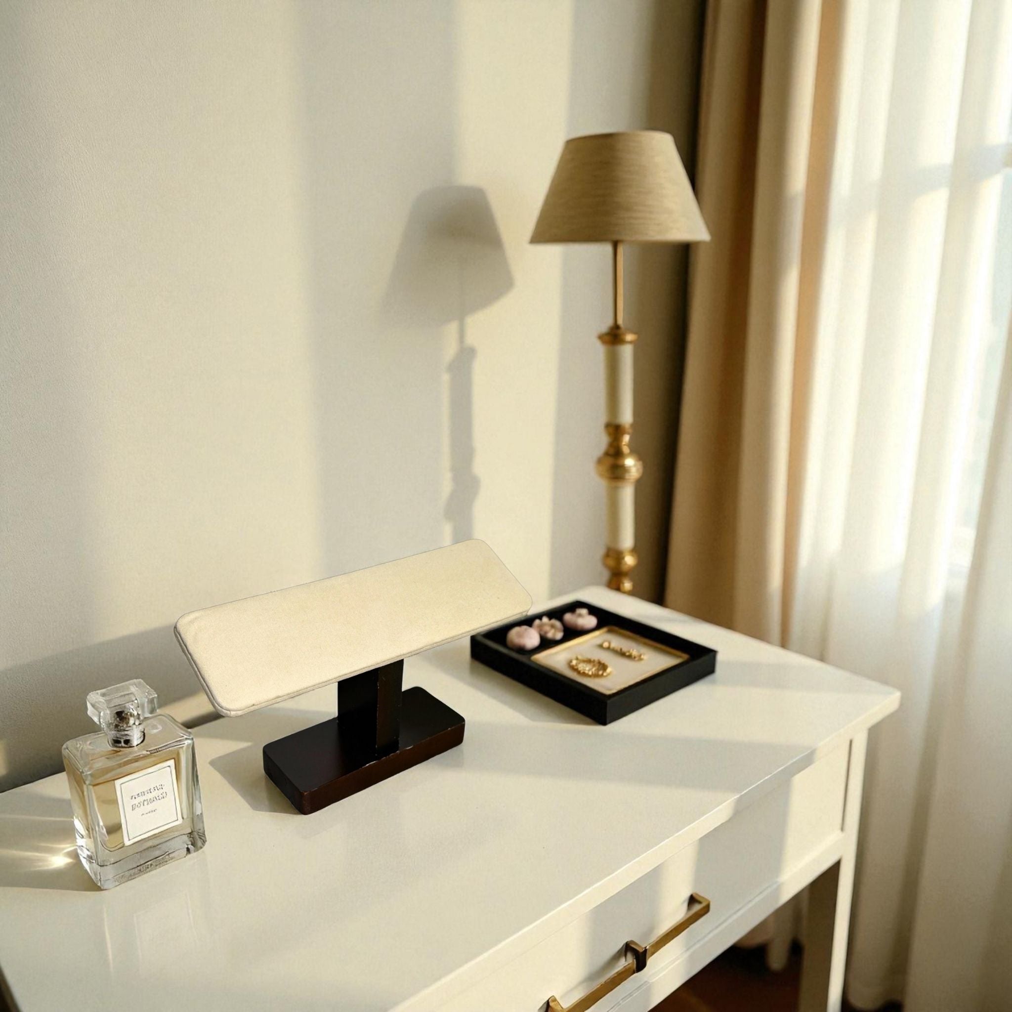 Présentoir Jonc simple - Bois suédine beige - Bracelets/montres