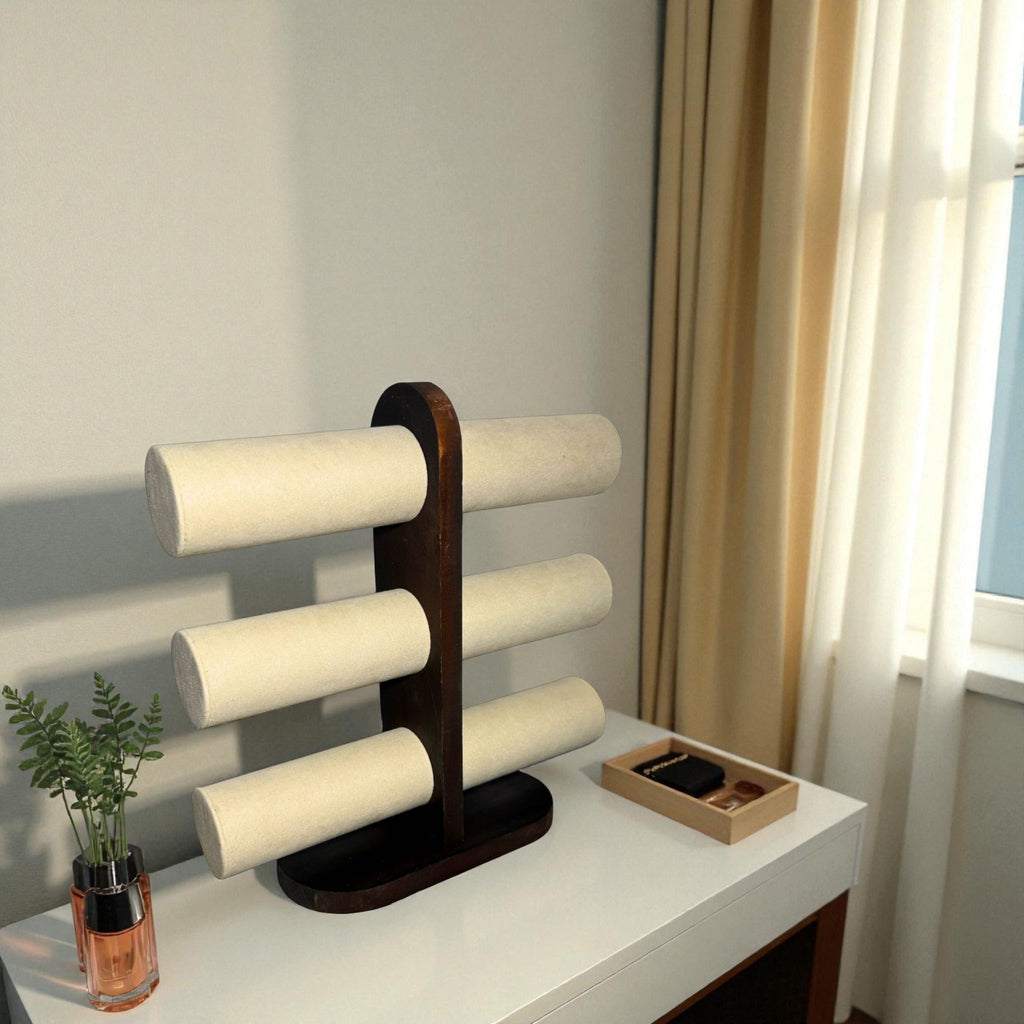 Présentoir Jonc triple - Bois suédine beige - Bracelets/montres