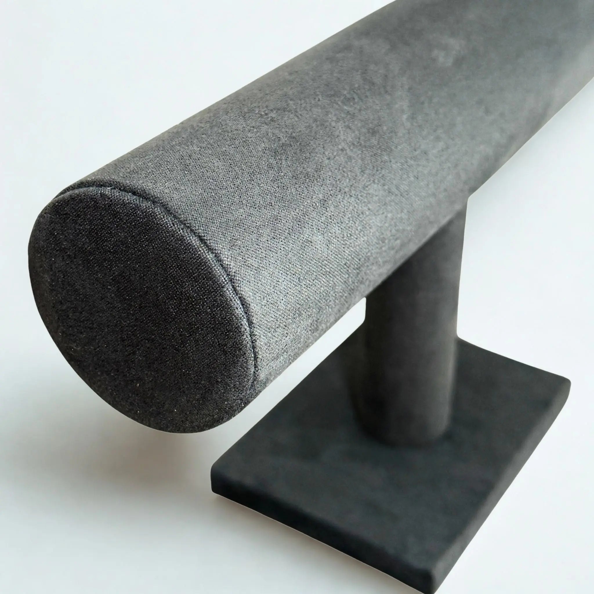 Présentoir Jonc simple - Suédine gris anthracite - Bracelets/montres Précieuse Lucie