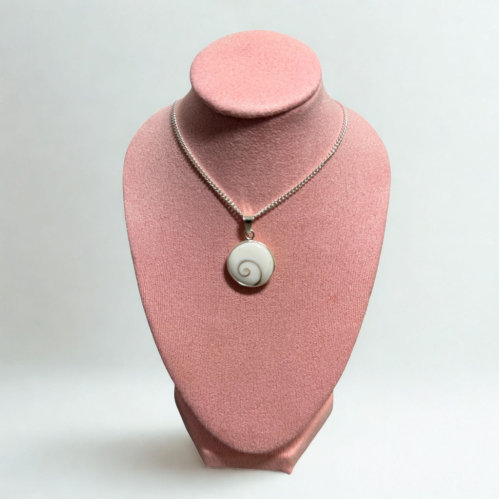 Présentoir Buste mini - Suédine rose - Colliers/chaînes Précieuse Lucie