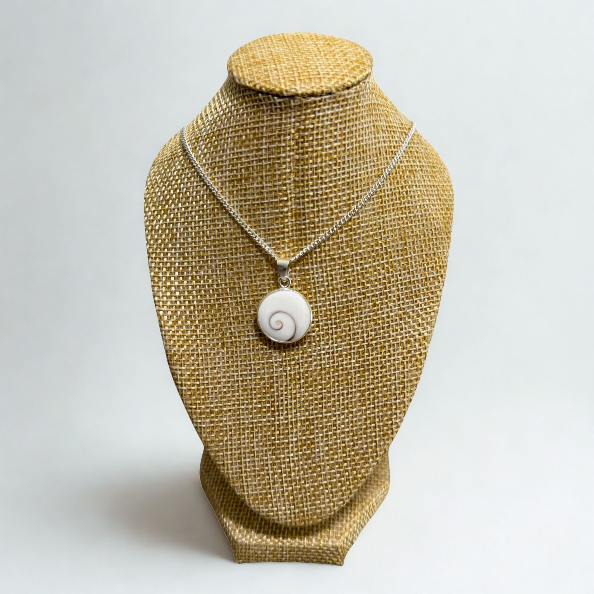 Présentoir Buste mini - Toile de jute beige - Colliers/chaînes Précieuse Lucie