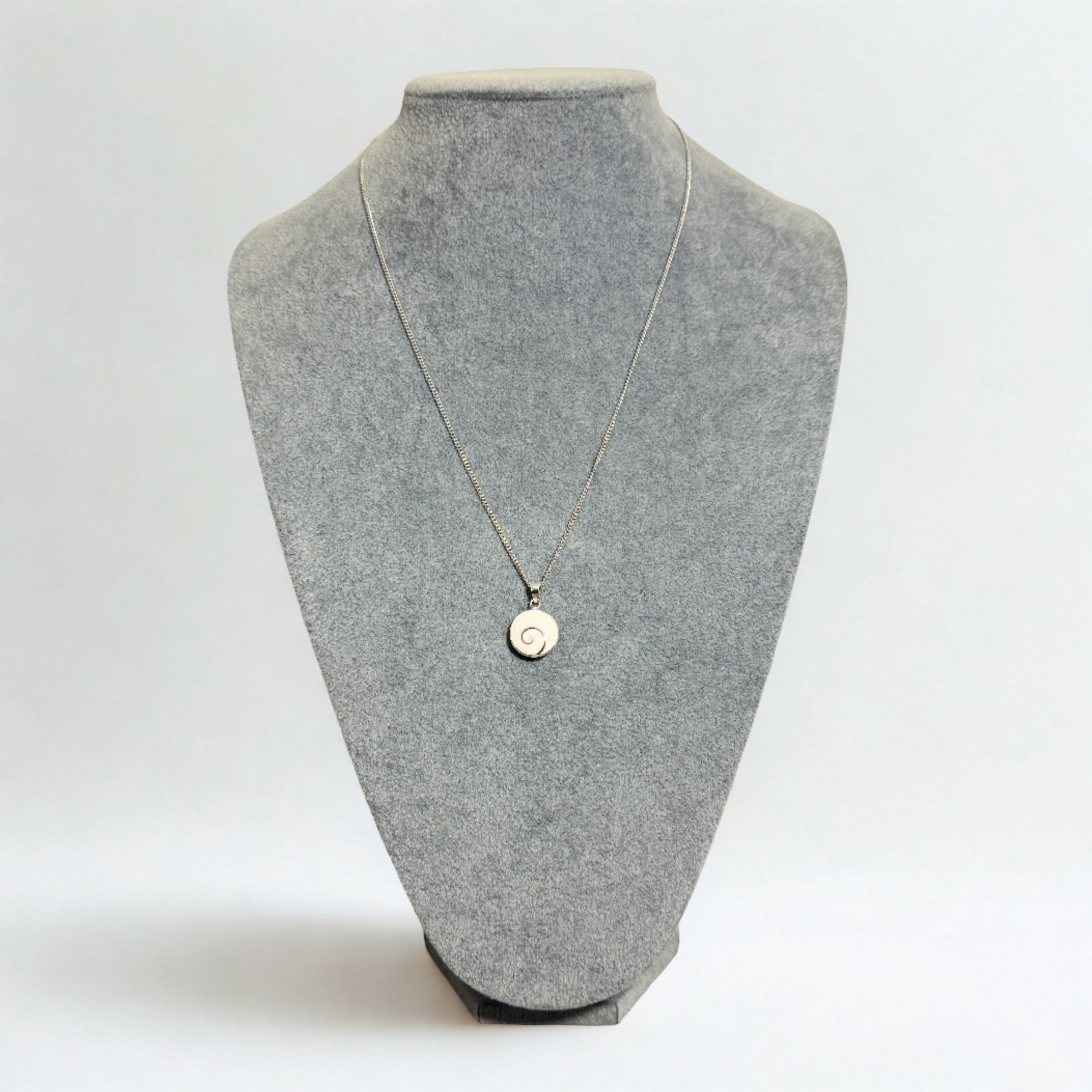 Présentoir Buste grand - Velours gris - Colliers/chaînes Précieuse Lucie