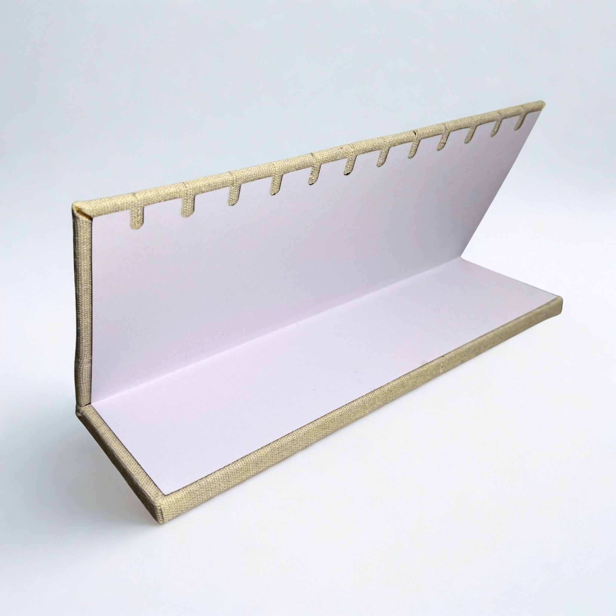 Présentoir Bijoux en L - Coton beige - Colliers/chaînes Précieuse Lucie