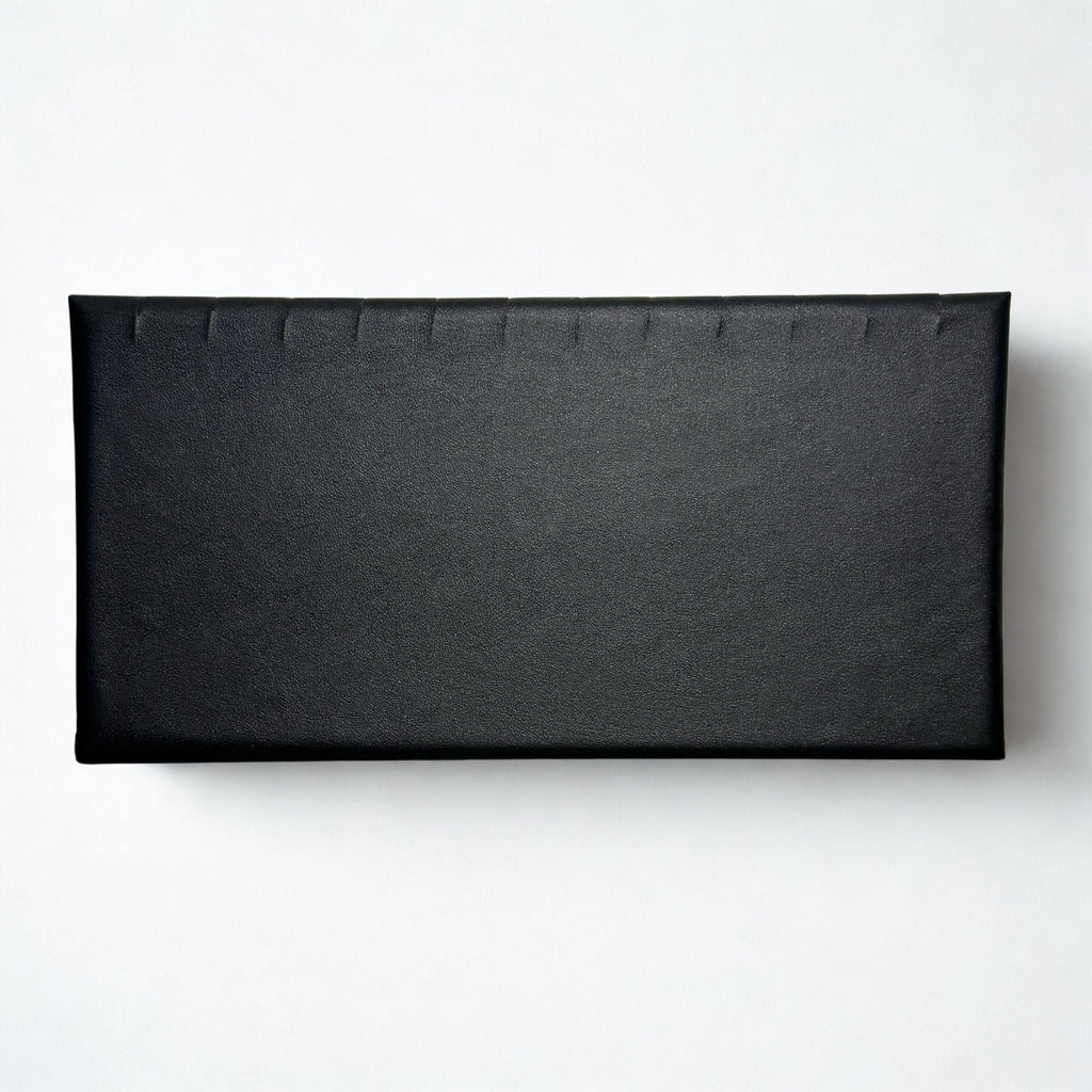 Présentoir Bijoux en L - Simili cuir noir - Colliers/chaînes Précieuse Lucie