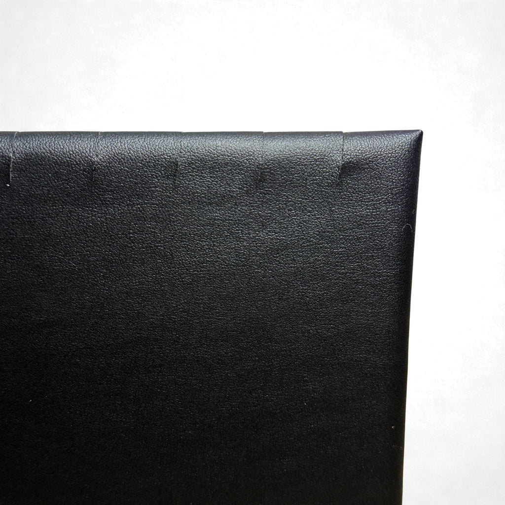 Présentoir Bijoux en L - Simili cuir noir - Colliers/chaînes Précieuse Lucie