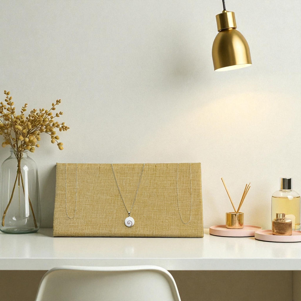 Présentoir Bijoux en L - Toile de jute beige - Colliers/chaînes Précieuse Lucie
