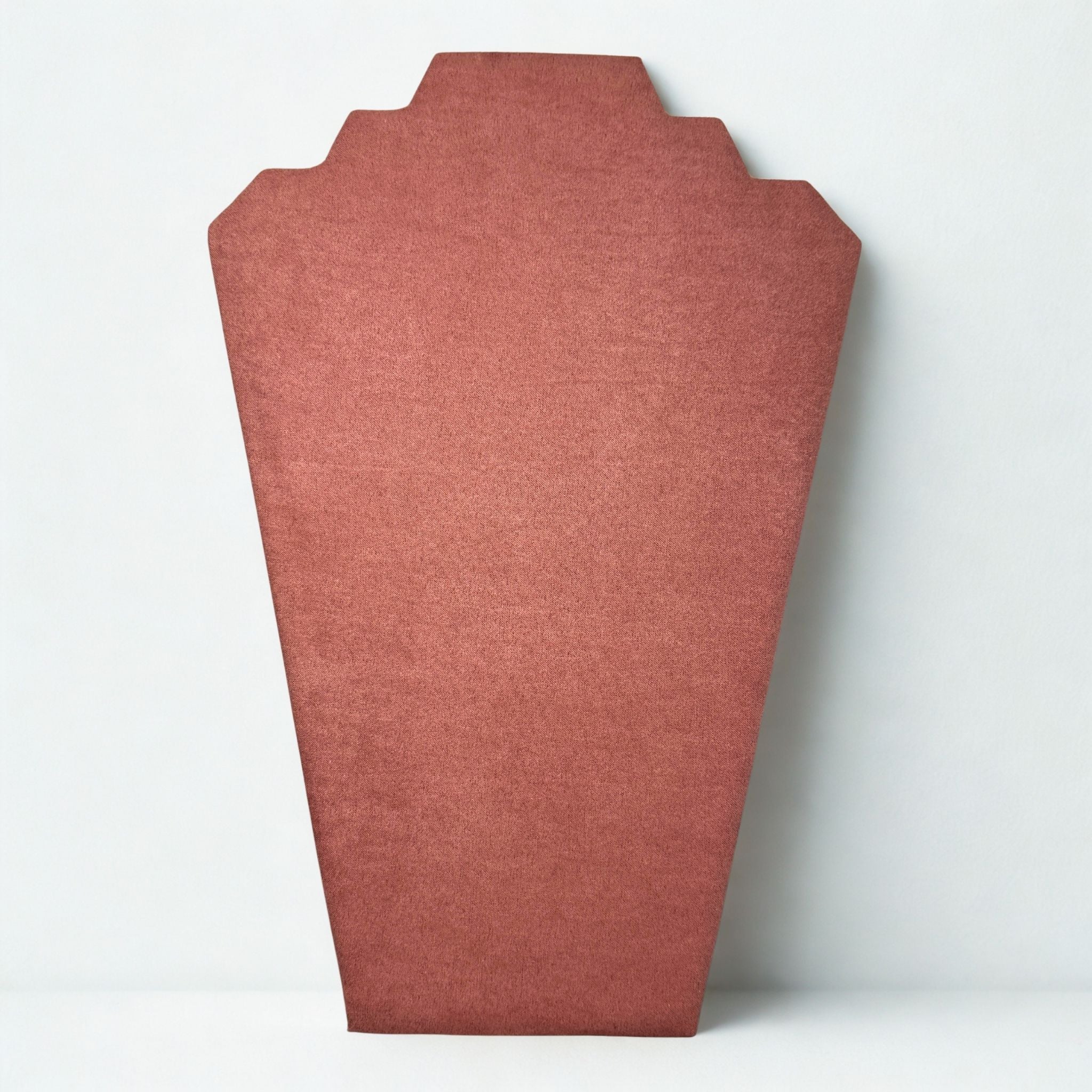 Présentoir Buste plat grand - Suédine rose - Colliers/chaînes Précieuse Lucie
